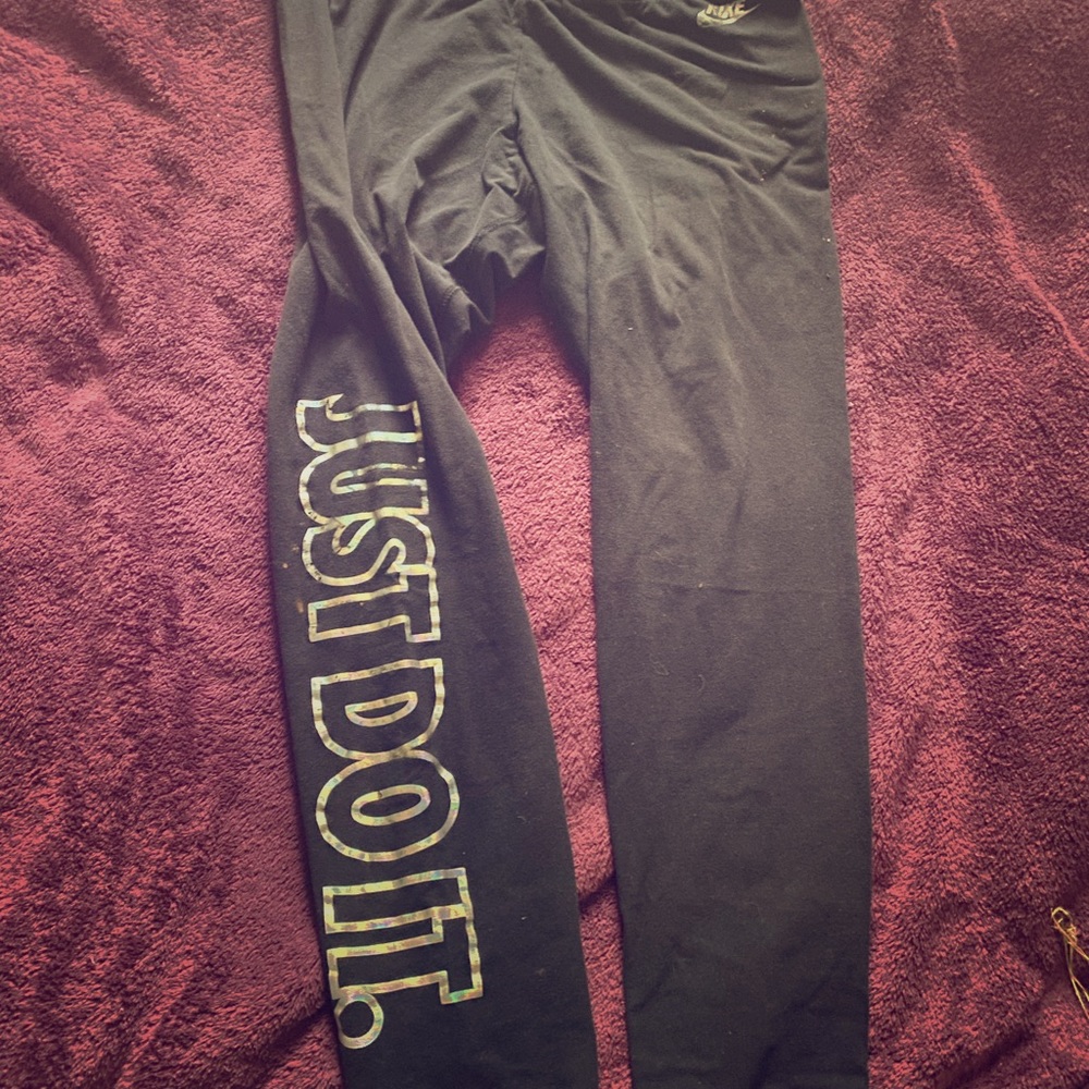 Women’s Nike Activewear leggings &hair band bundle